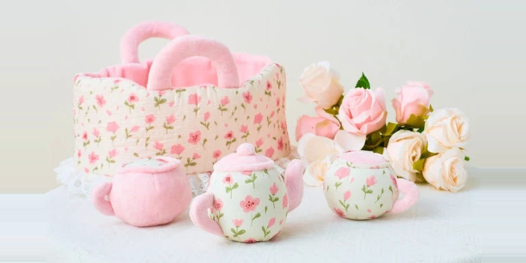 Leya Doll Accessories