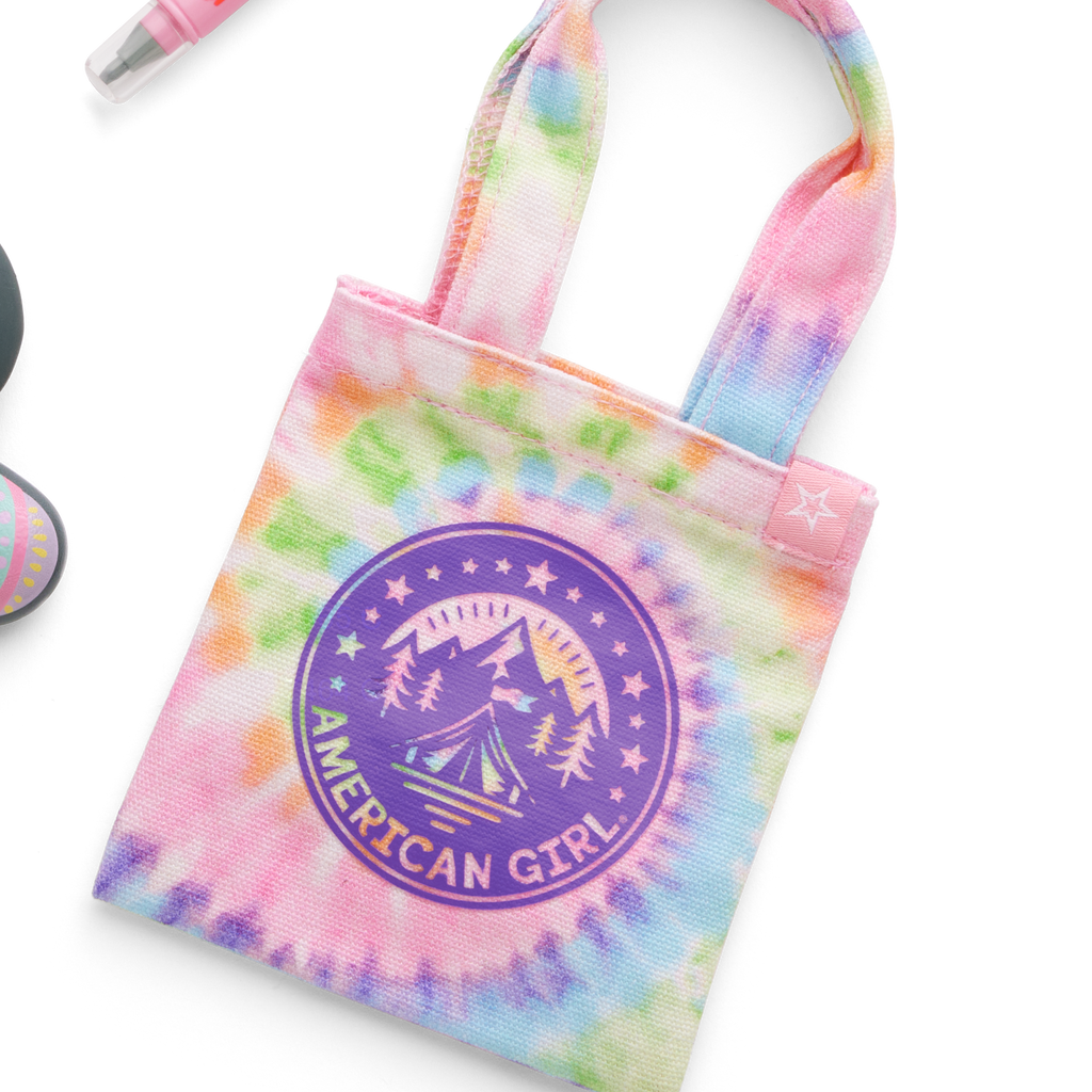 Daisy Davenport’s™ Camp Crafts Set for 18-inch Dolls (Girl of the Year™ 2027)