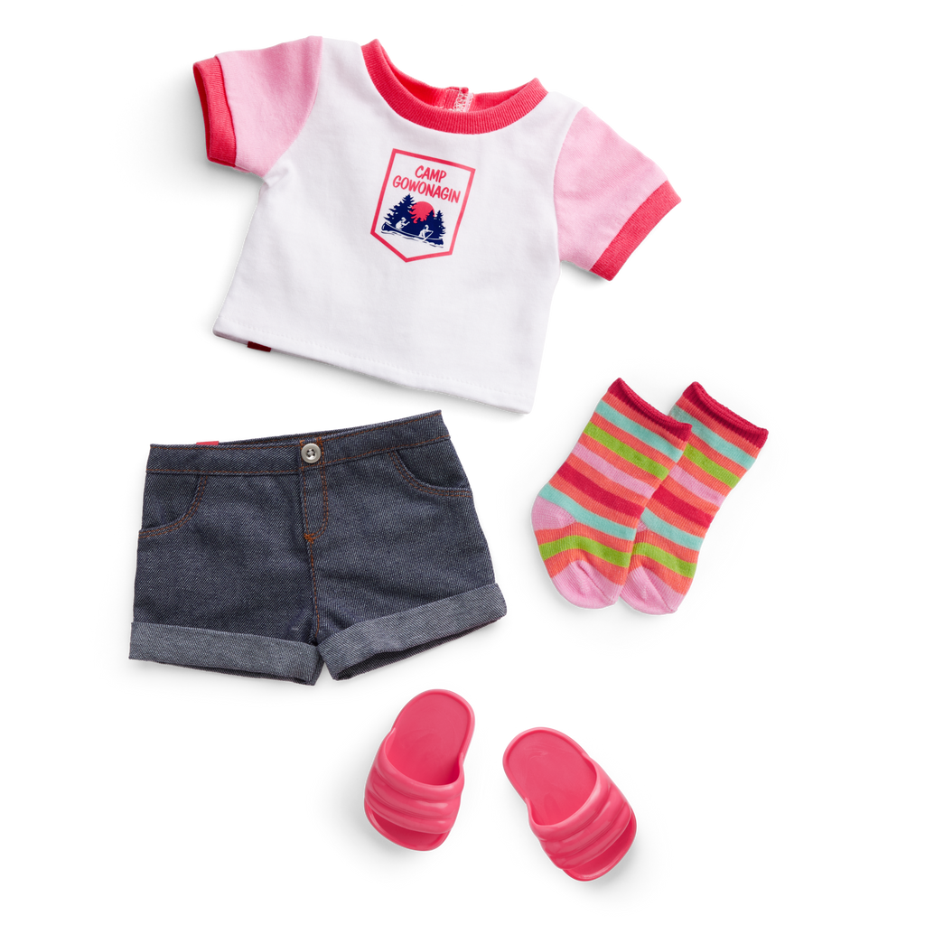 Daisy Davenport’s™ Camp Bag & Gear for 18-inch Dolls (Girl of the Year™ 2027)