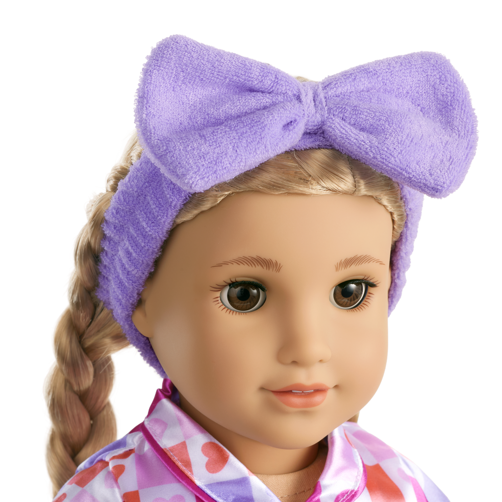 Truly Me™ #131 Doll & Day of Fun All-in-One Set