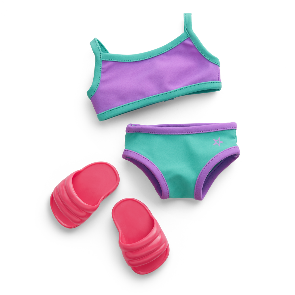 Daisy Davenport’s™ Camp Bag & Gear for 18-inch Dolls (Girl of the Year™ 2027)