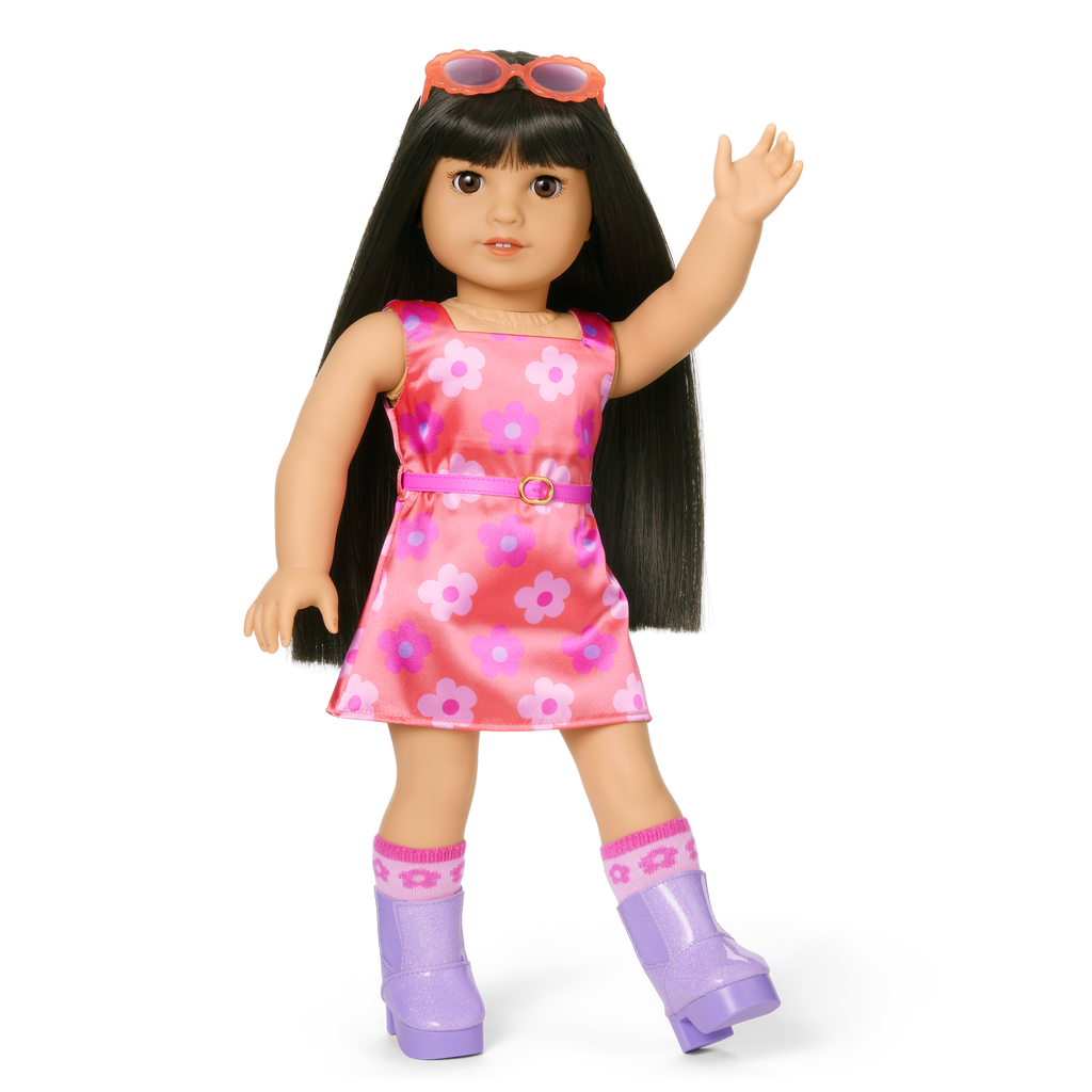 Truly Me™ #130 Doll & Day of Fun All-in-One Set