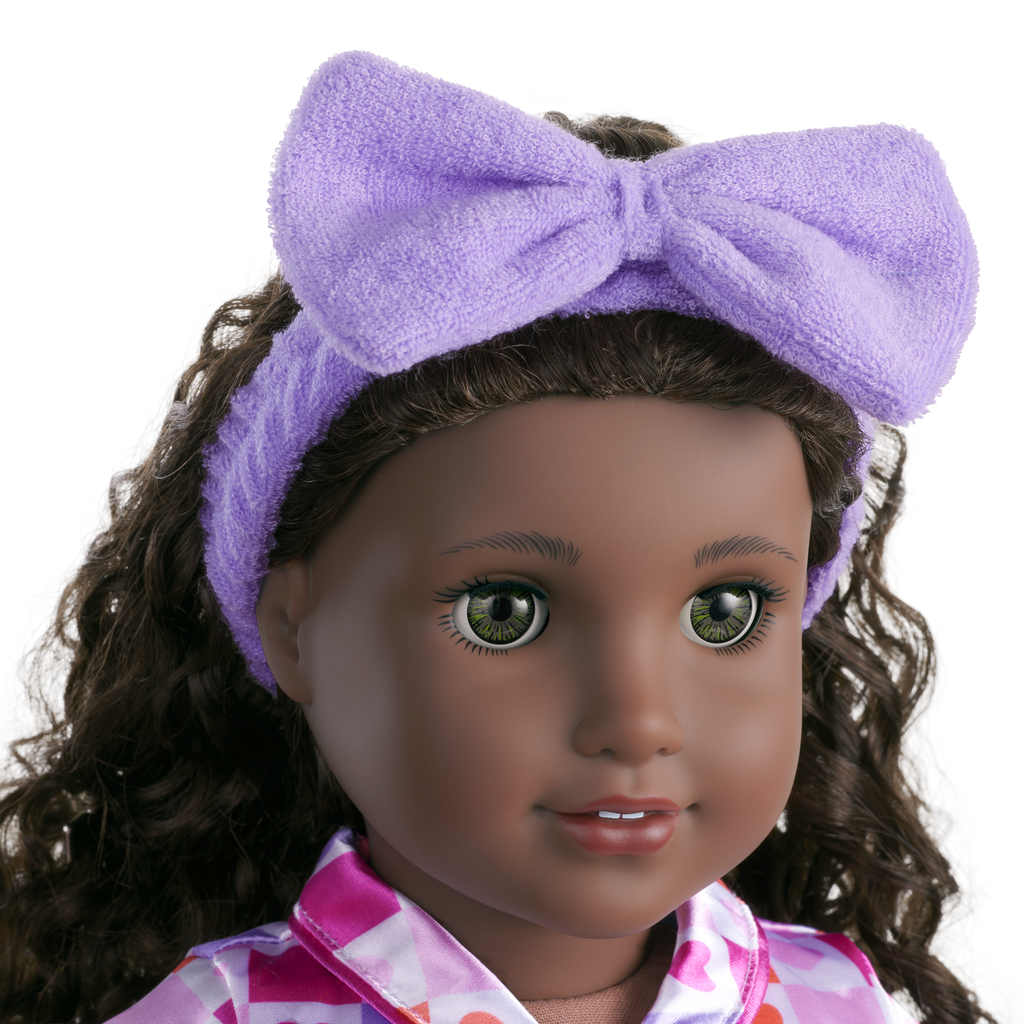 Truly Me™ #127 Doll & Day of Fun All-in-One Set