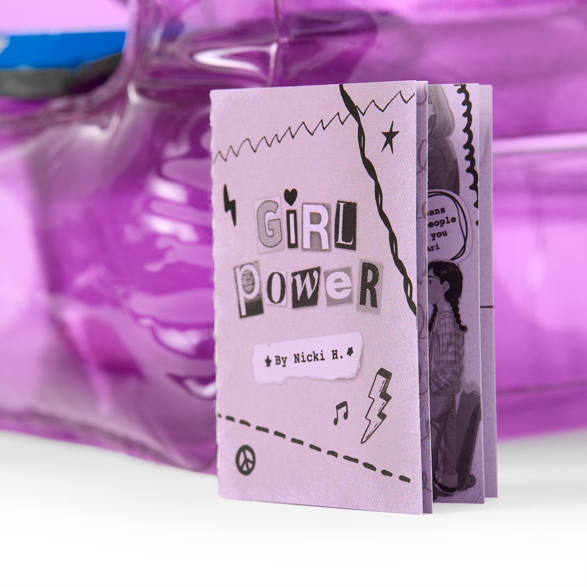 Nicki’s™ Bedroom Accessories for 18-inch Dolls (Historical Characters)